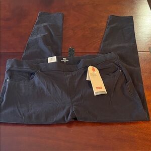 NWT Levi's washed black mid rise Shaping Leggings